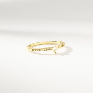 Uncommon James Three Points Ring